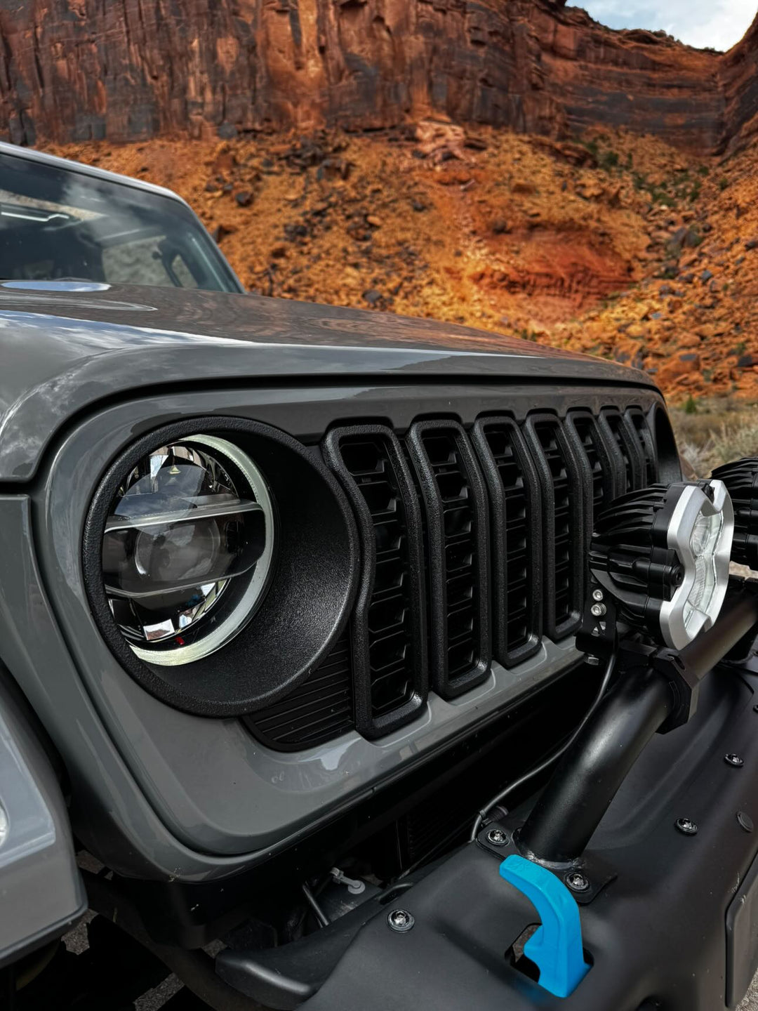 Blackout Insert Covers fits JL/JT 24+ Grille * Silver Delete