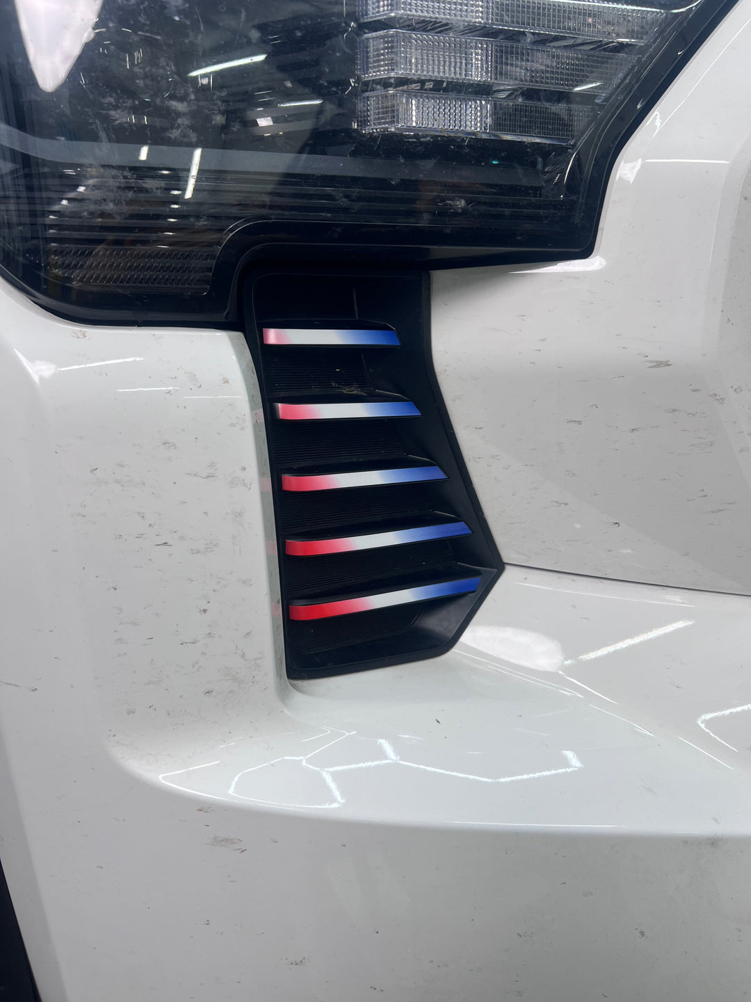 2024+ Tacoma Glowing Edge Grille Rib Decal