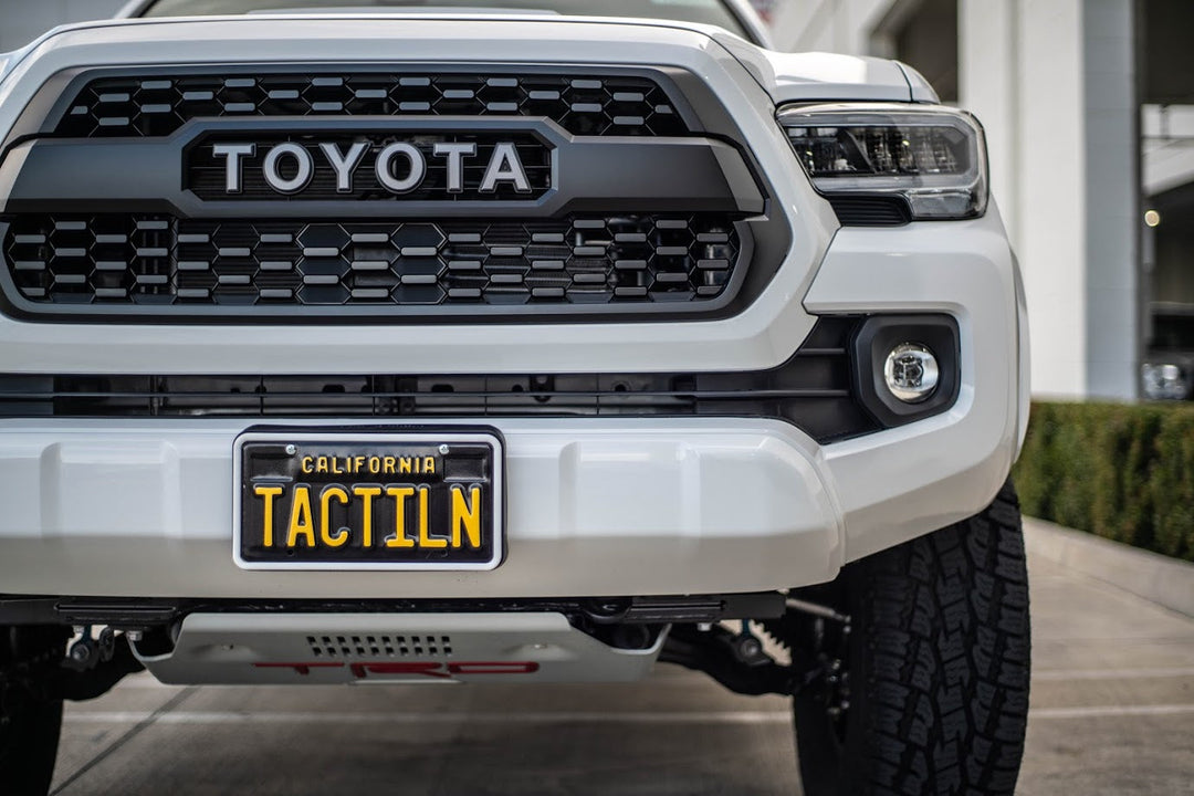 Silicone Anti-Rattle, Anti-Scratch License Plate Holder