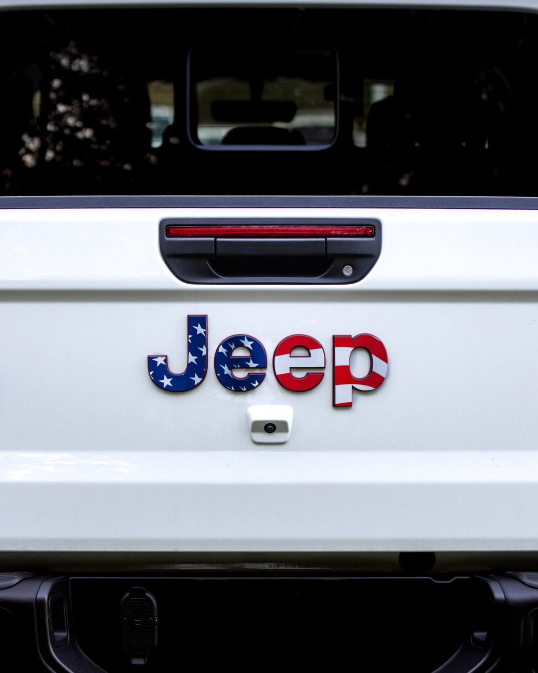 Waving American Flag Emblem Overlay Accessory for Jeep Gladiator - AdventureLifeDecals