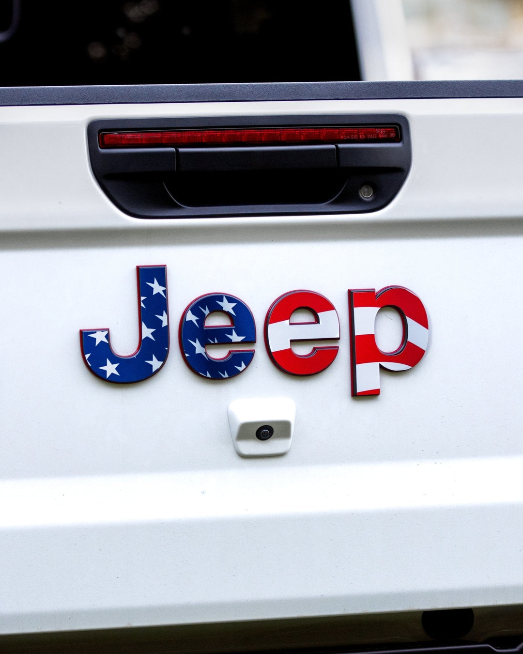 Waving American Flag Emblem Overlay Accessory for Jeep Gladiator - AdventureLifeDecals