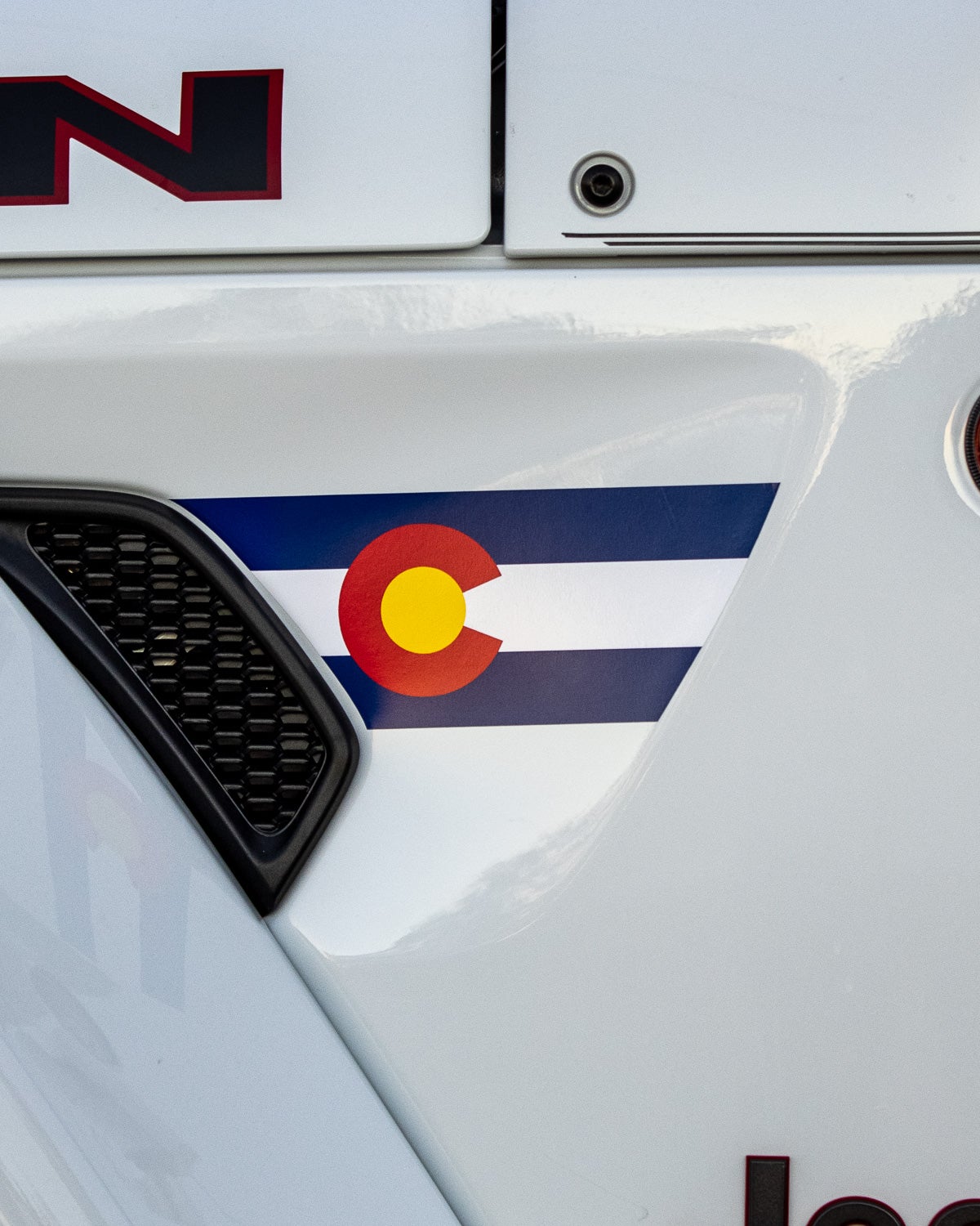 State Flag Fender Vent Premium Wrap Decal for Wrangler and Gladiator - AdventureLifeDecals